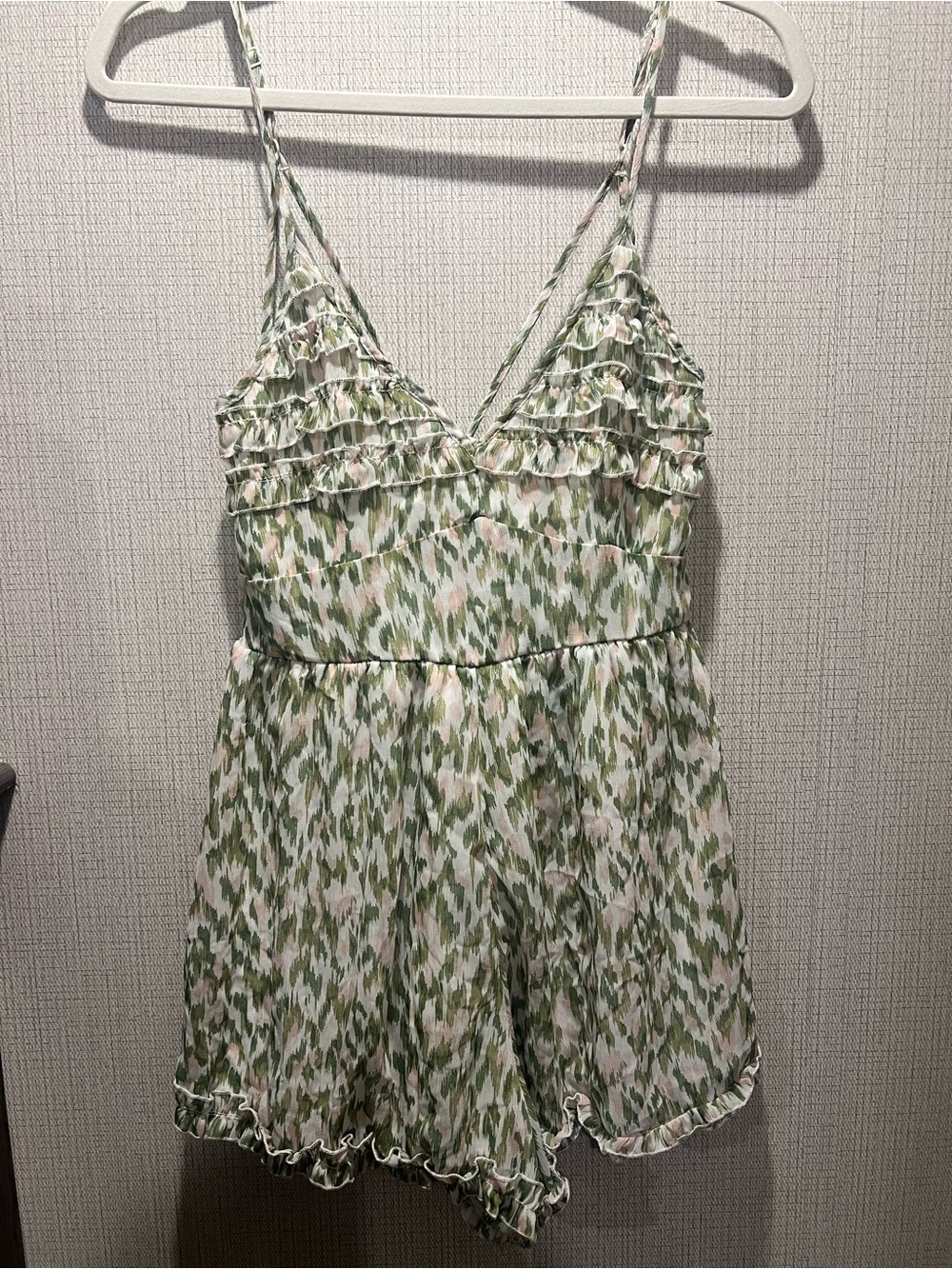 Mi Ami Green Ruffle Romper Open Back Floral Print Small